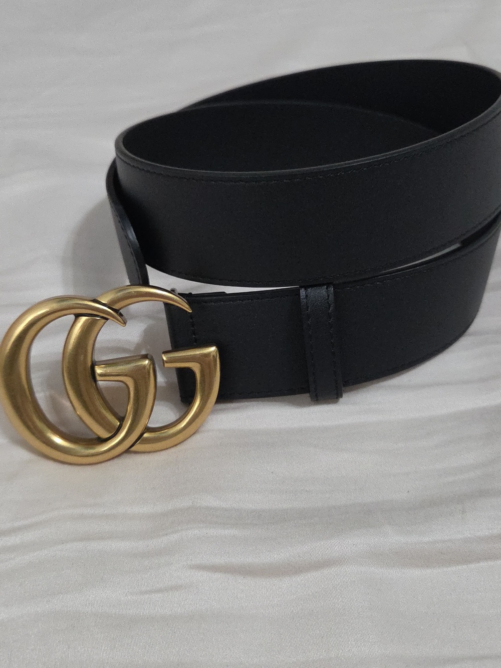 Gucci Marmont Black Leather Belt with Gold Double G Buckle - Picture 15 of 16